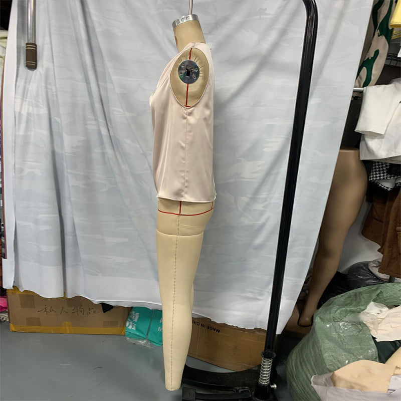 Women's Elegant Sleeveless Mock Neck Top