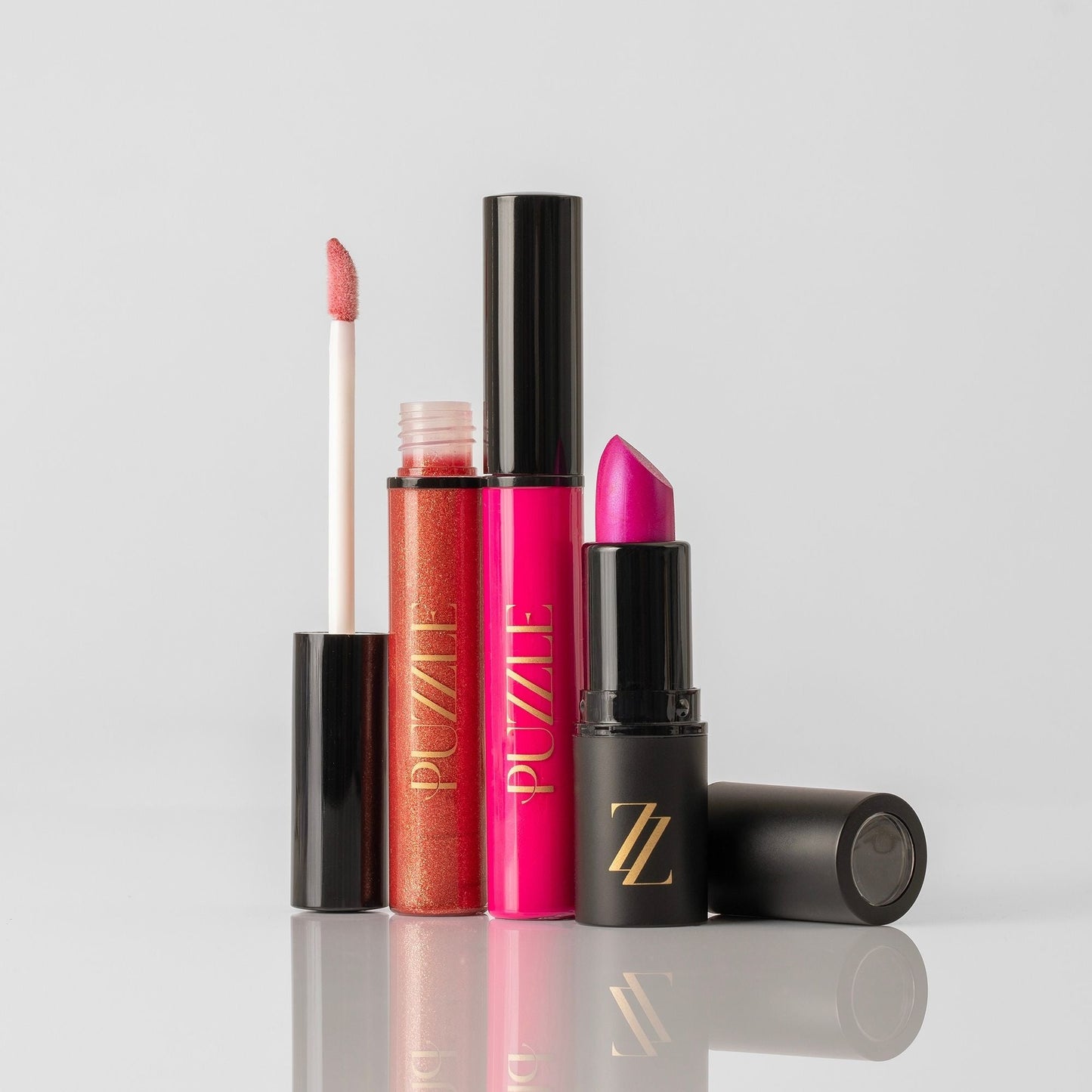 Kissable Collection – Trio of lip products for soft, luscious, long-lasting lips. Includes lip gloss, lip stain, and lipstick.