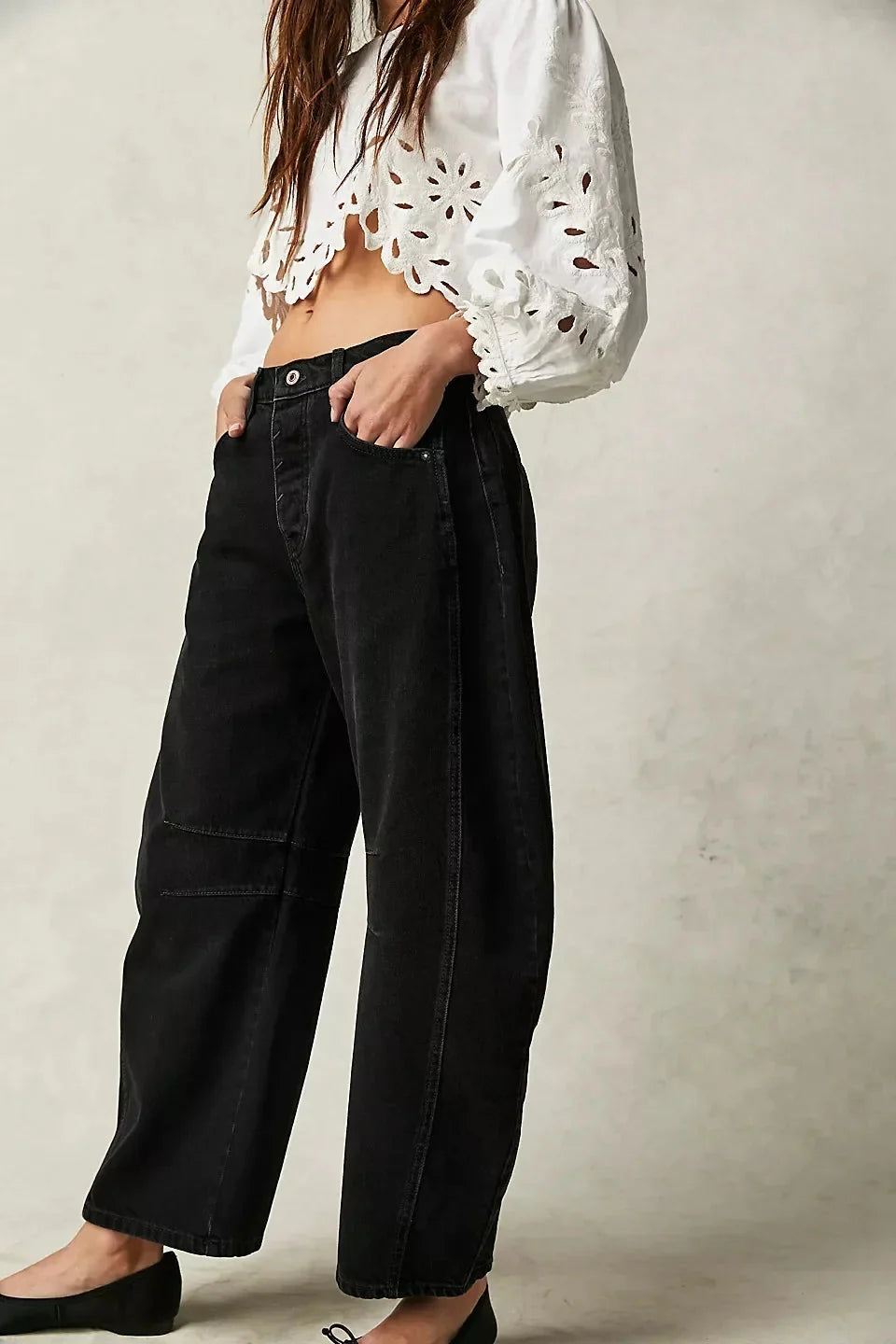 Women’s Elastic Waist High Waisted Jeans in black with a loose fit and cropped cut, showcasing trendy Korean-inspired style.