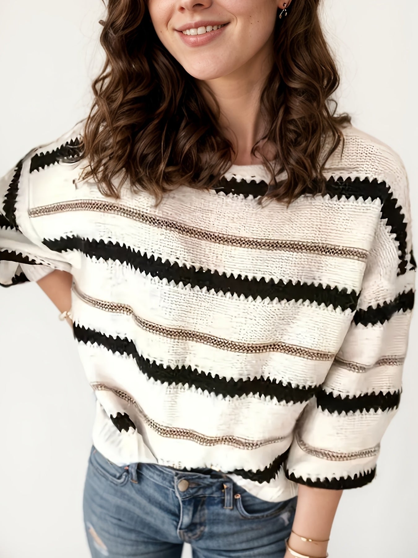 Women’s striped knitted pullover sweater