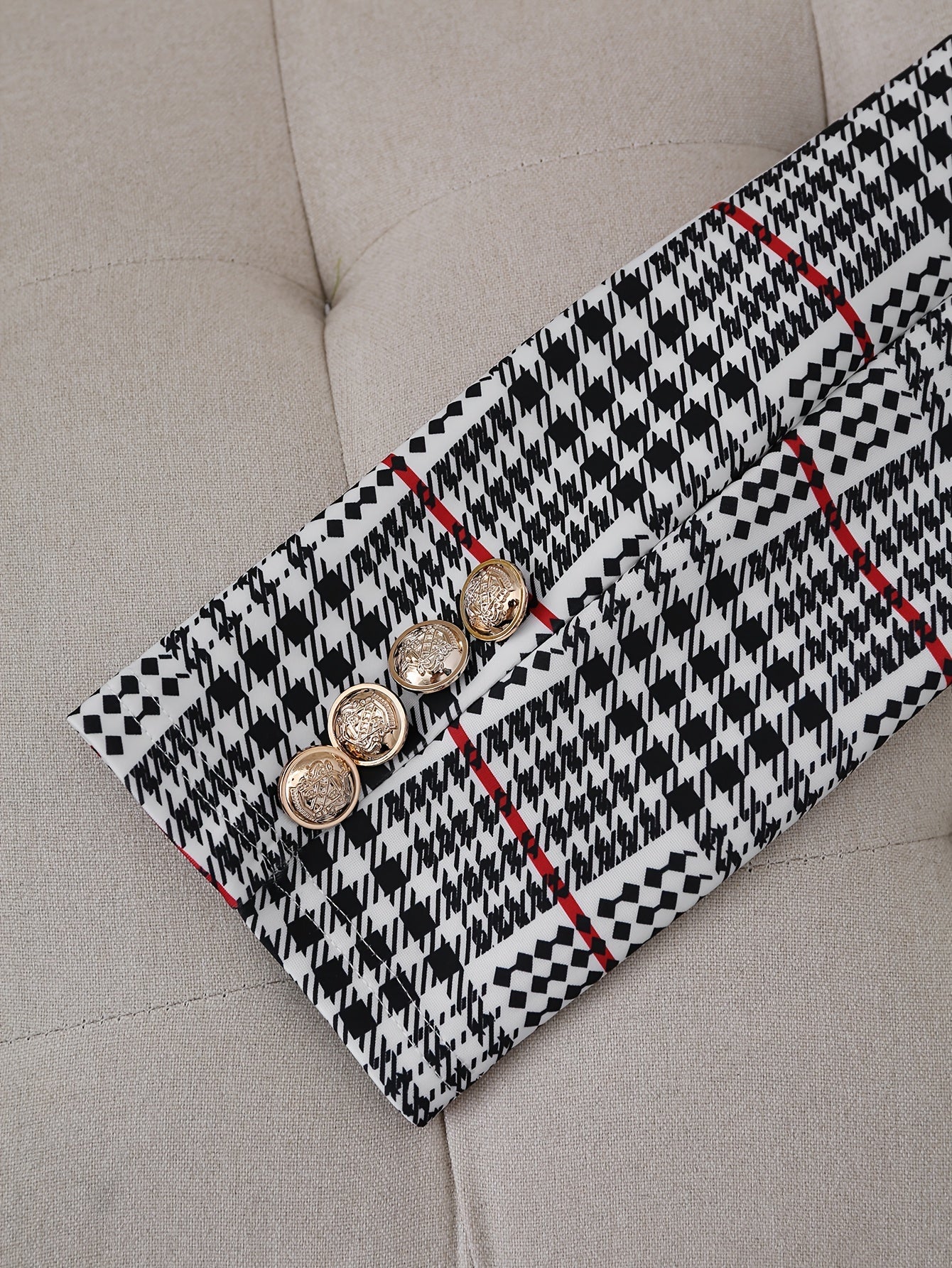Close-up of plaid blazer detail from Plus Size Plaid Skirt Suit for Women – Two-Piece Blazer and High Waist Skirt Set