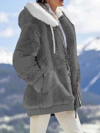 Plush Hooded Jacket – Oversized Fleece Zip-Up with Pockets