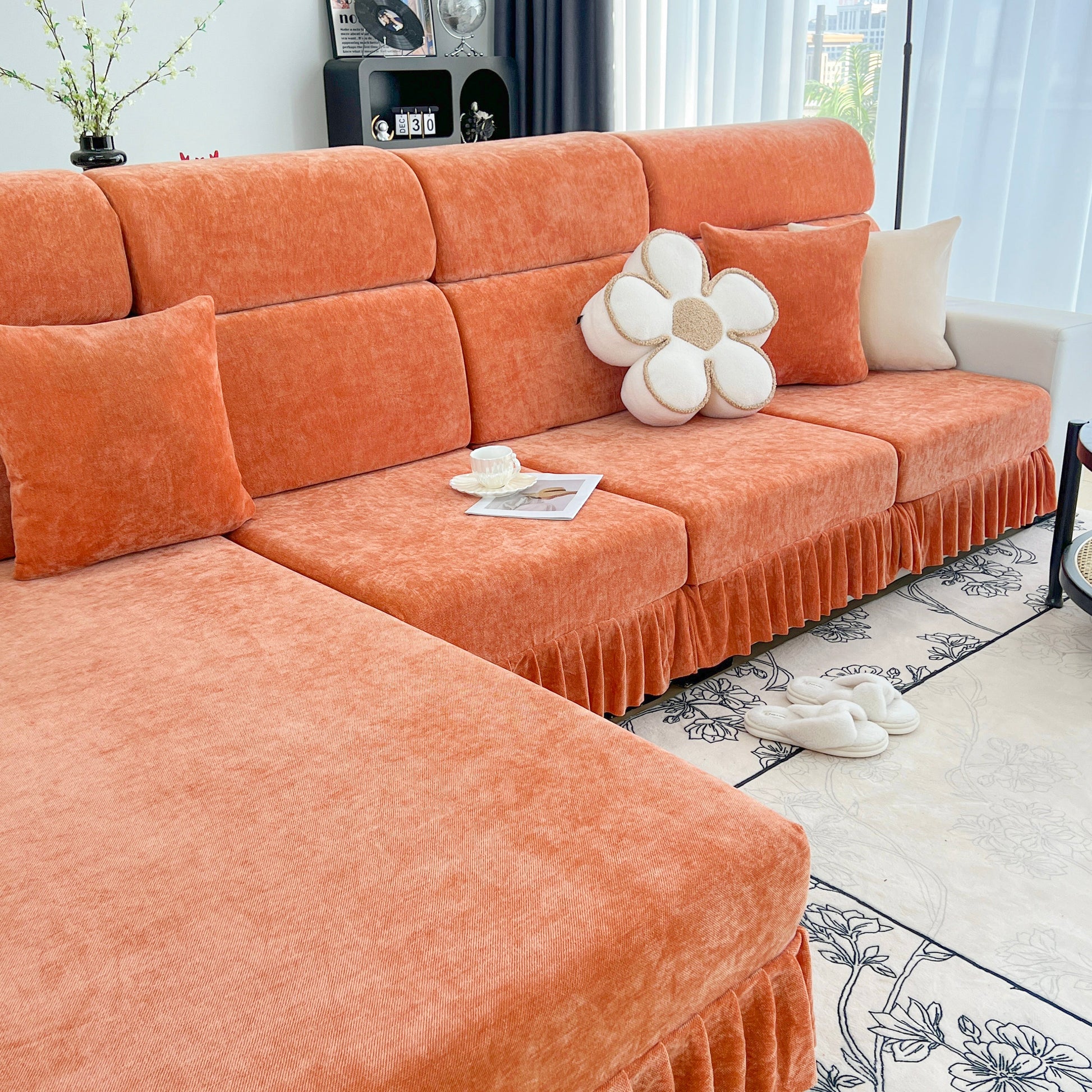 Universal Elastic Skirt Sofa Slipcover, Stretch Sofa Cushion Cover For Bedroom Office Living Room in luxurious chenille fabric.