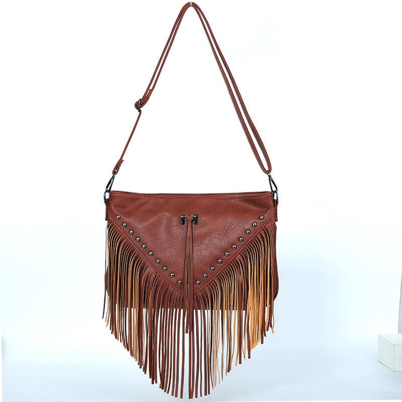 Trendy Riveted Tassel Shoulder Bag – Stylish and Practical Handbag with Tassels and Rivets in brown