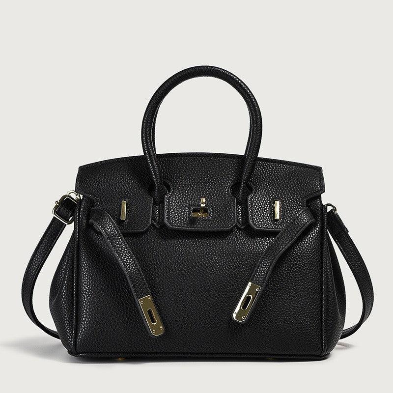 Retro Cowgirl Messenger Bag – Stylish and Chic Leather Handbag in black with classic design