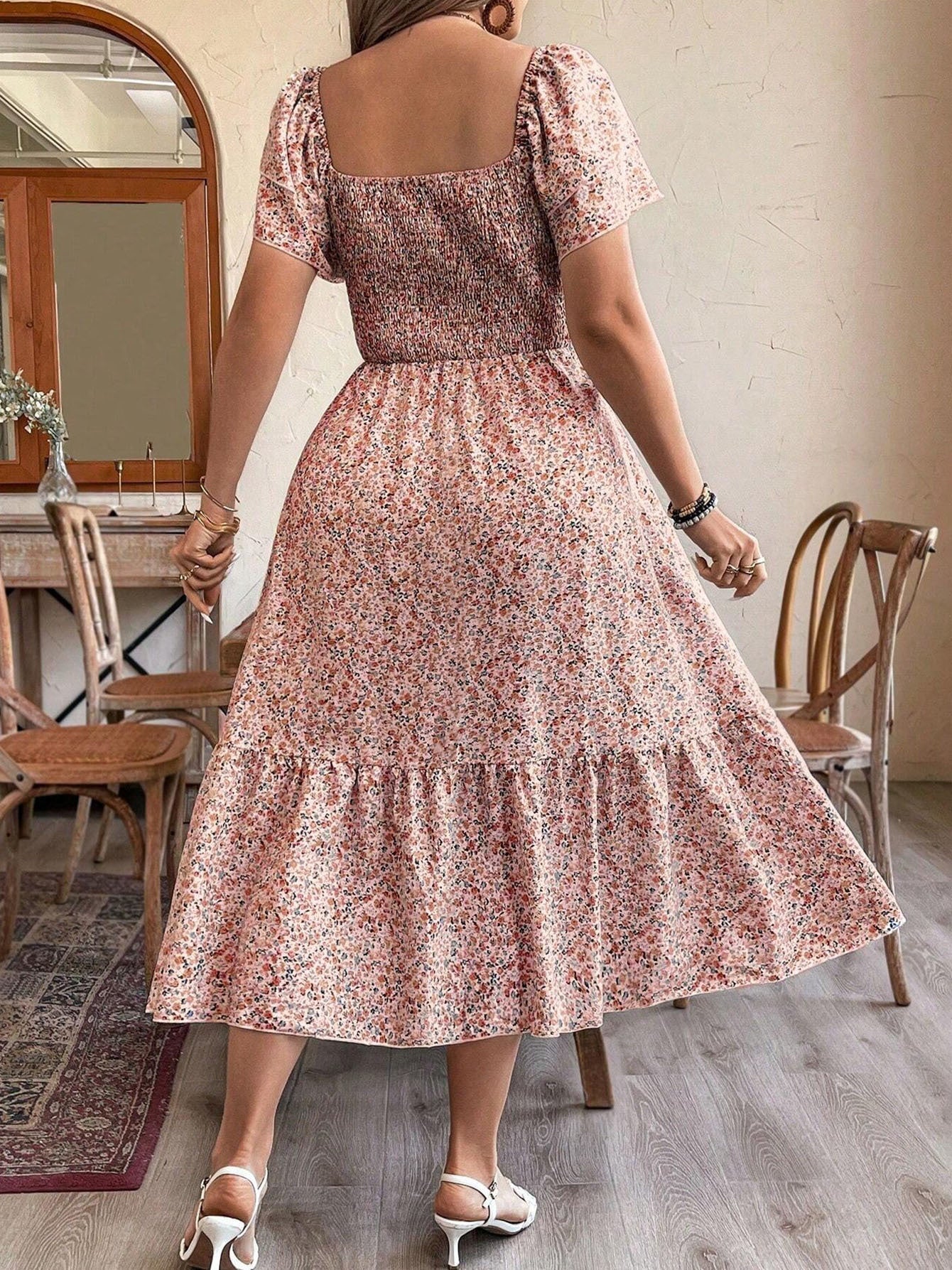 Plus Size Backless Midi Dress – Elegant Pleated Summer Party Dress