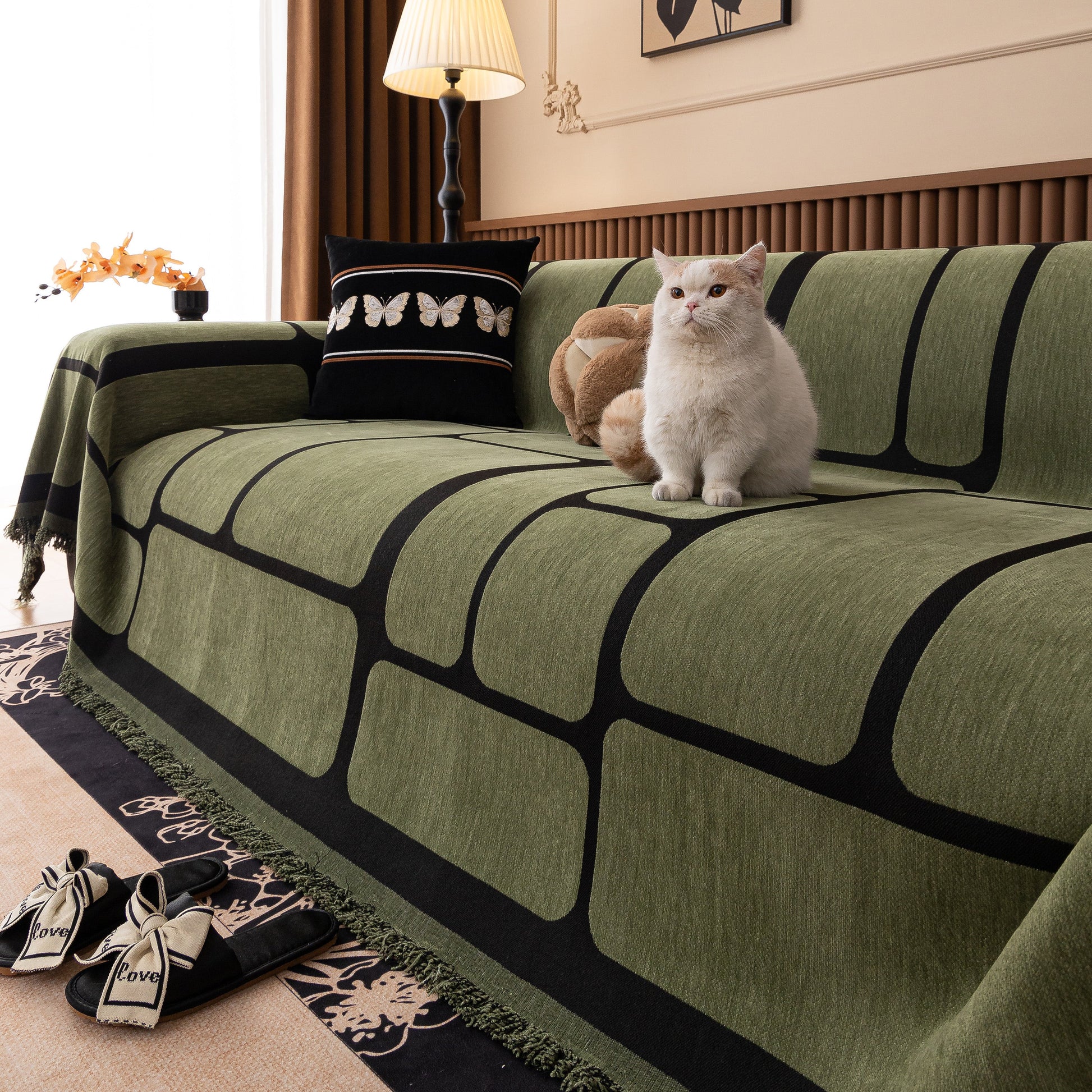 Modern Geometric Sofa Cover Decorative Couch Throw Blanket Furniture Protector with tassel edges and geometric pattern