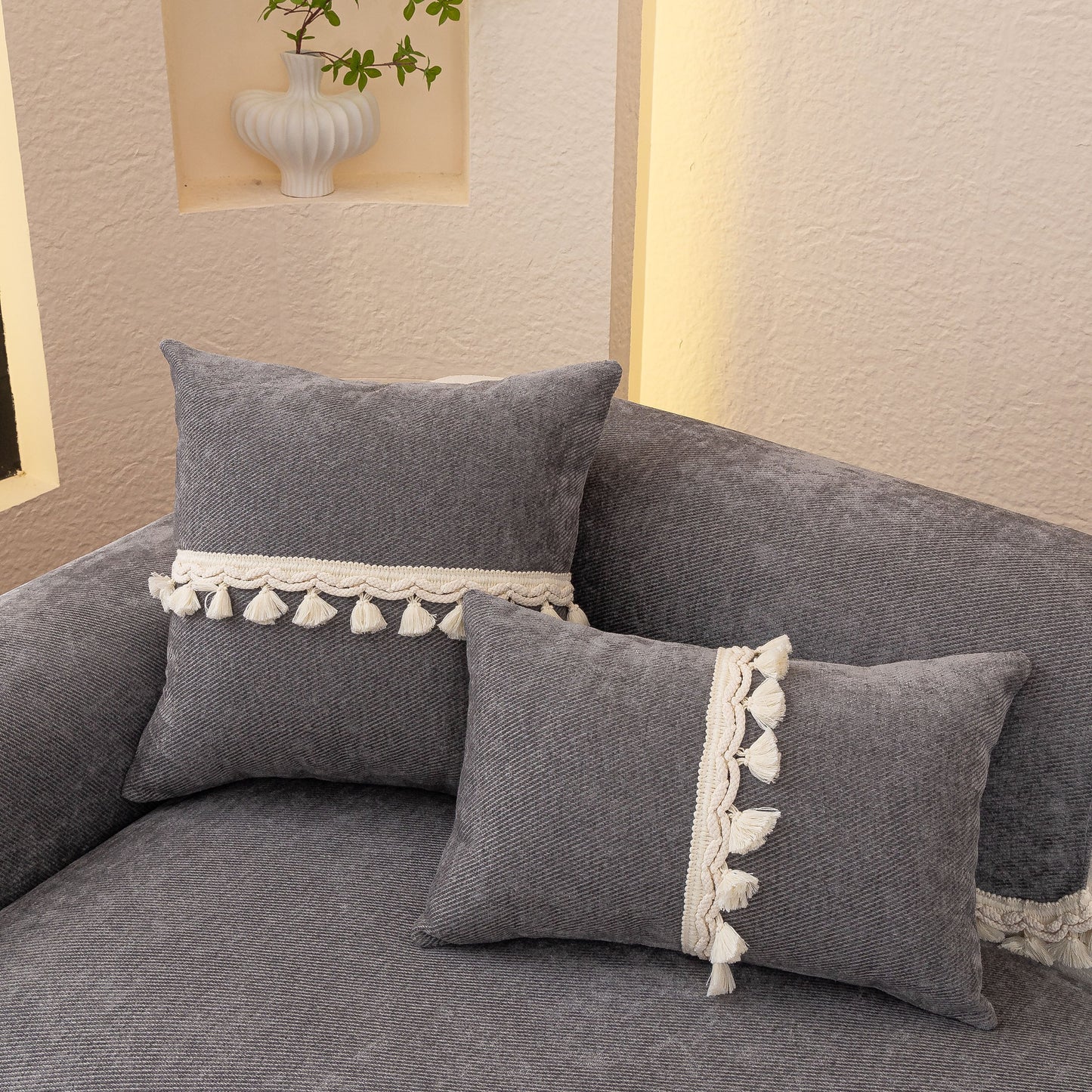 Chenille Sofa Cover Towel – Non-Slip, Washable Pets Couch Protector with Tassels on pillows