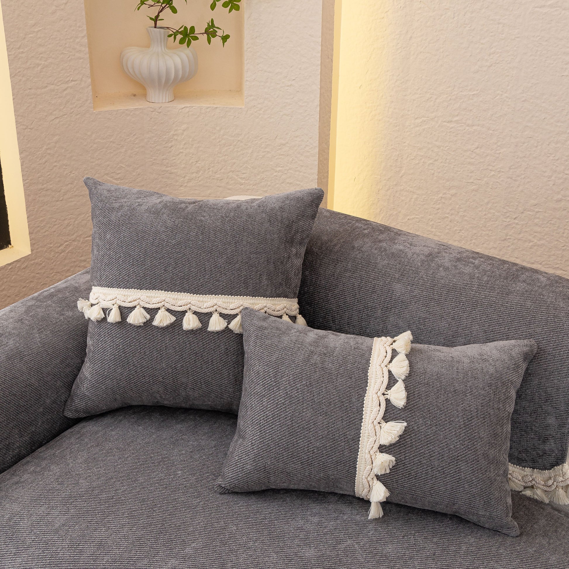 Chenille Sofa Cover Towel – Non-Slip, Washable Pets Couch Protector with Tassels on pillows
