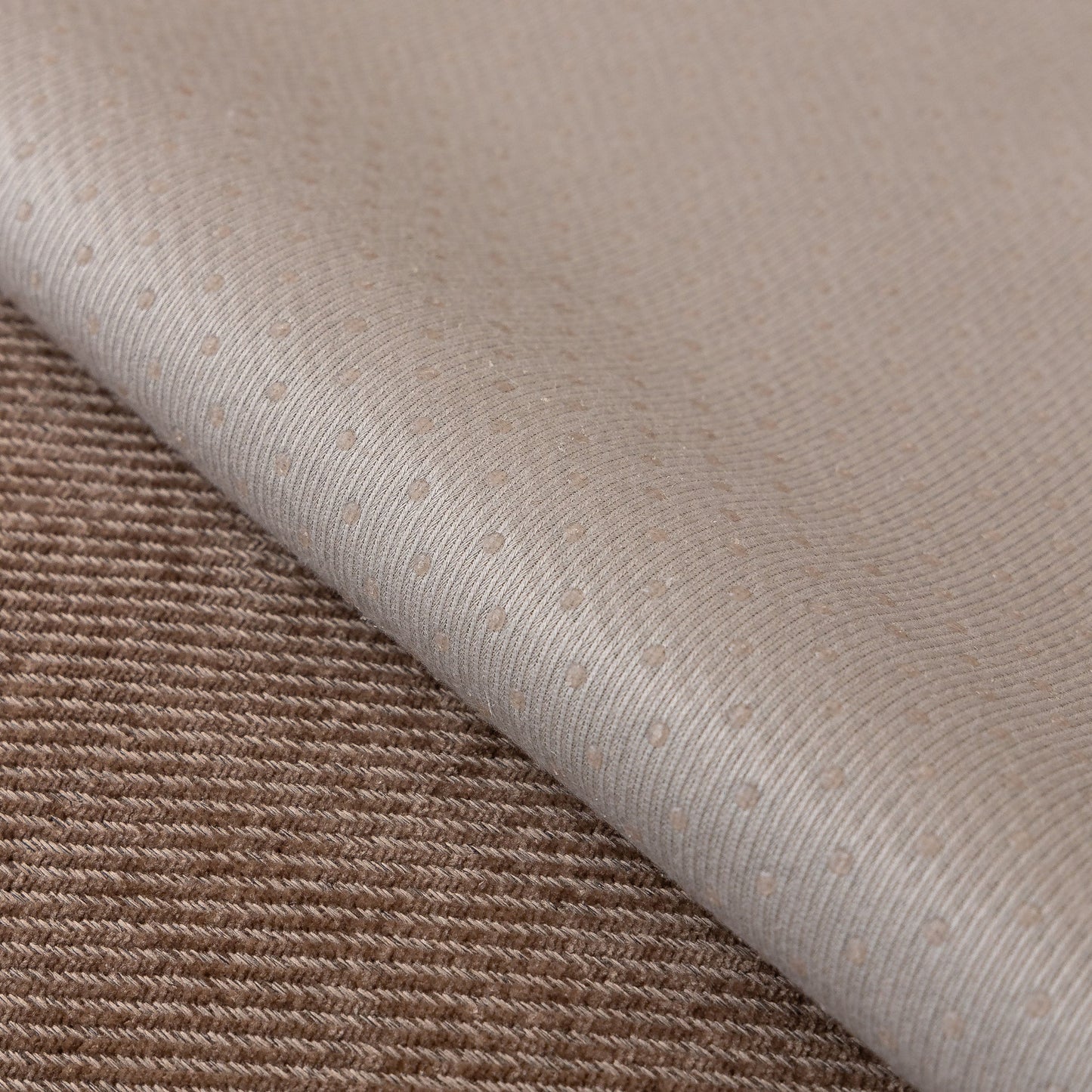 Chenille Sofa Cover Towel – Non-Slip, Washable Pets Couch Protector with Tassels in diagonal weave fabric texture close-up.