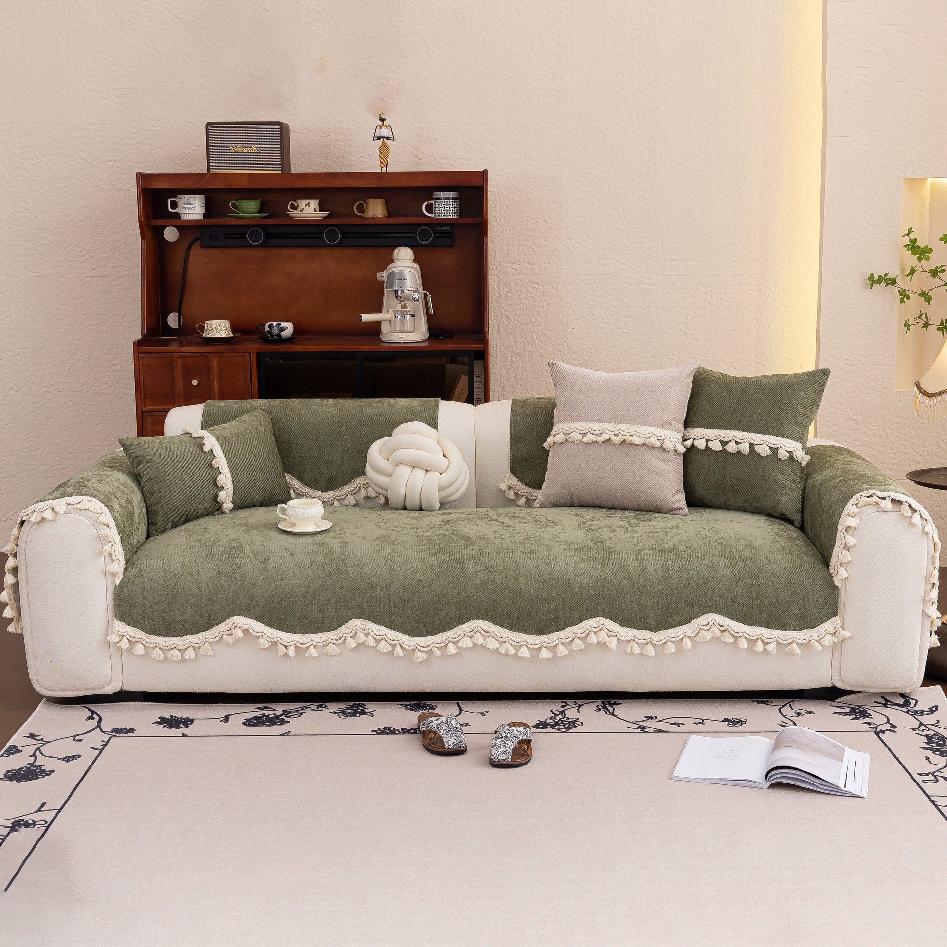 Chenille Sofa Cover Towel – Non-Slip, Washable Pets Couch Protector with Tassels on a modern sofa in a cozy living room.
