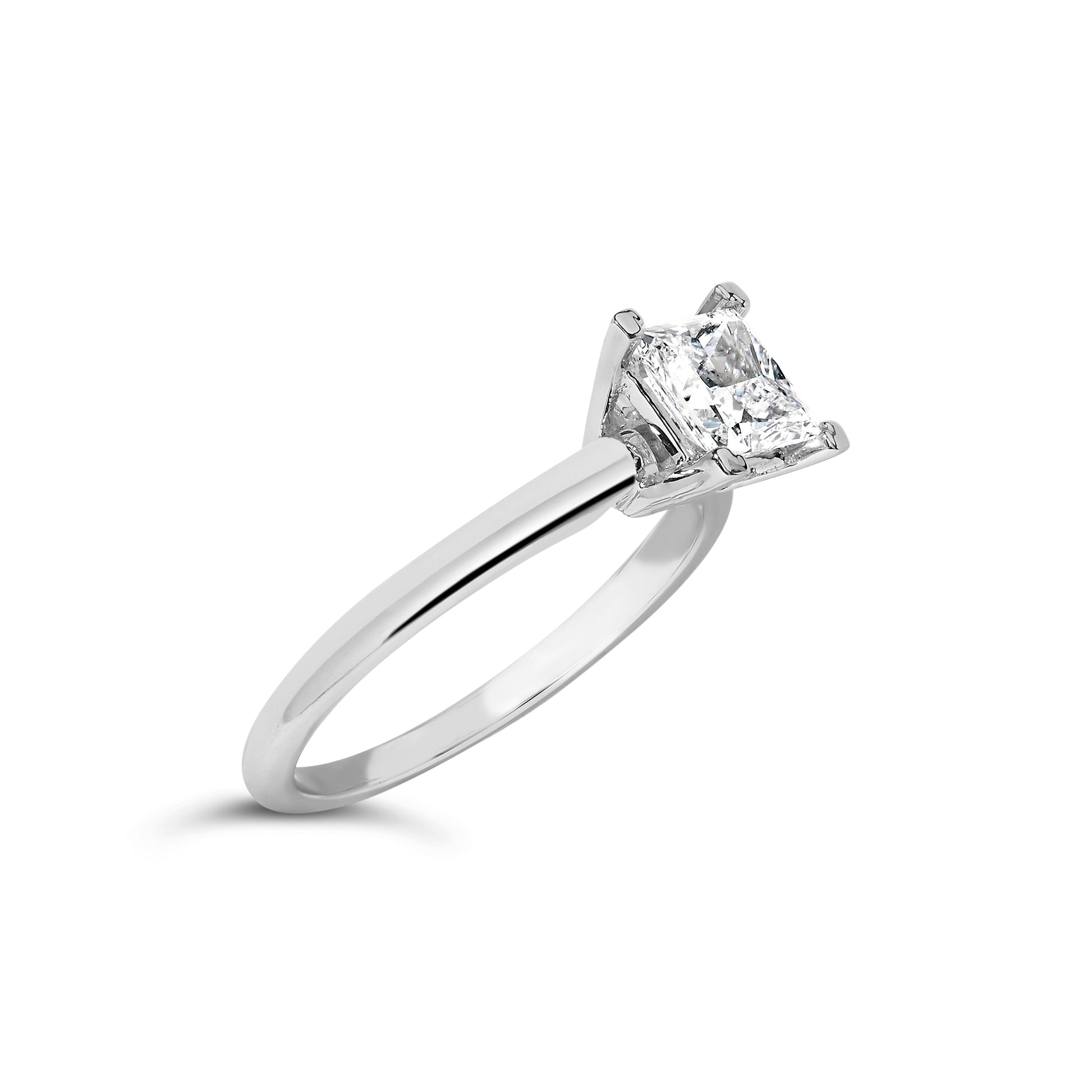 Diamond Solitaire Engagement Ring 