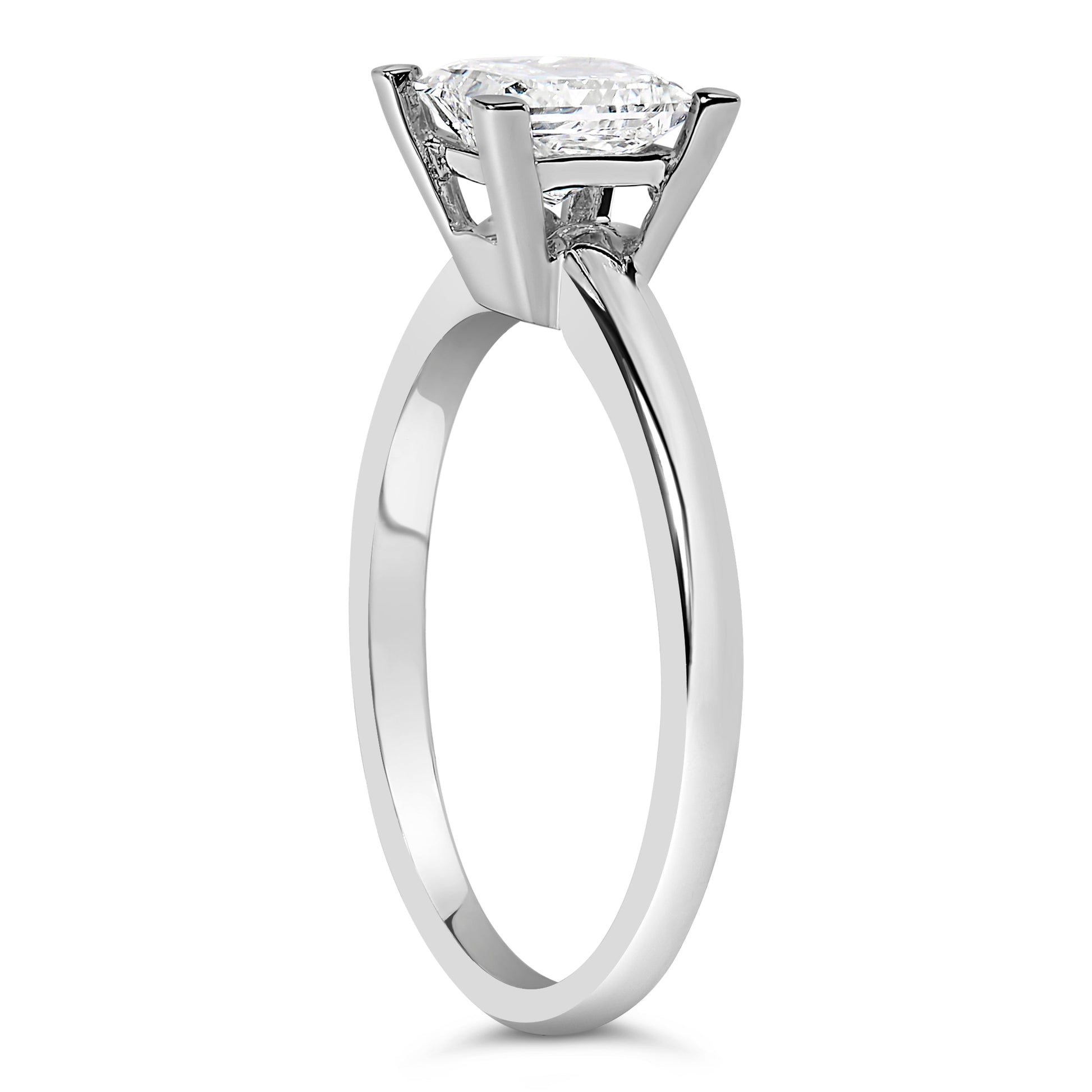 Diamond Solitaire Engagement Ring 