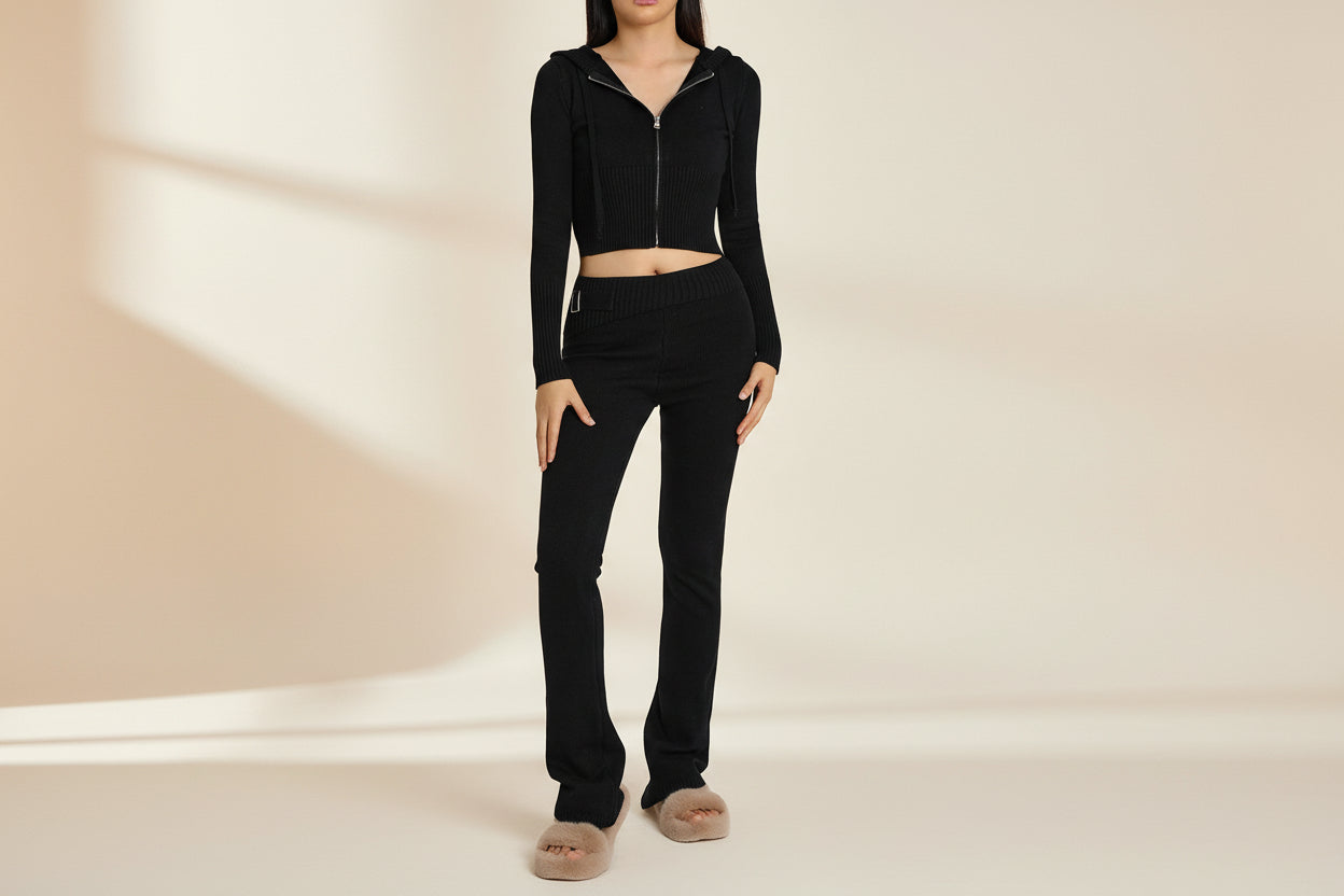 Women’s Knitted Hooded Two-Piece Set – Cardigan & High-Waisted Pants Suit in black, featuring cozy and stylish design for casual wear.