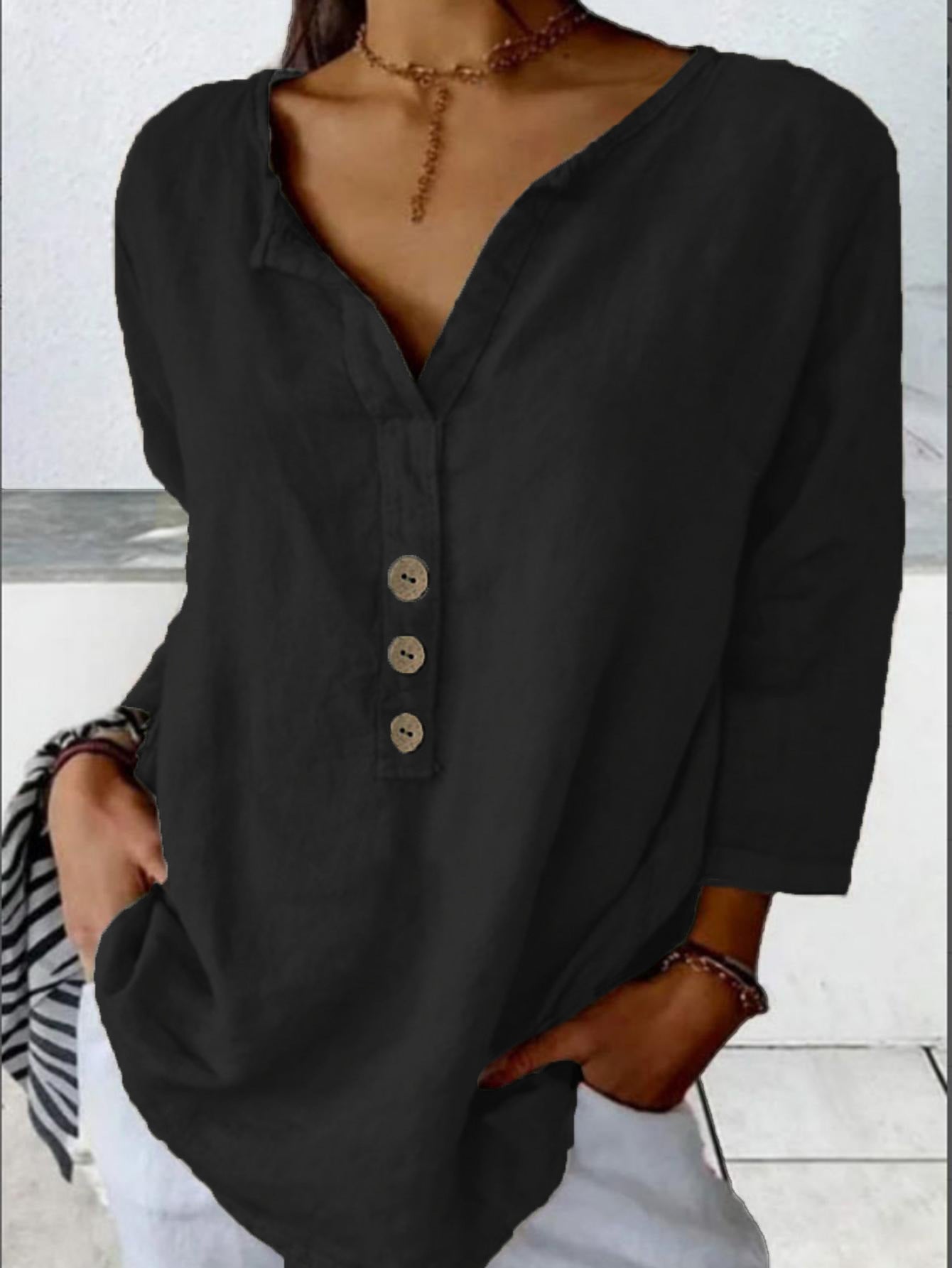 Modern Notched-Collar Button-Down Shirt – Relaxed Chic Staple