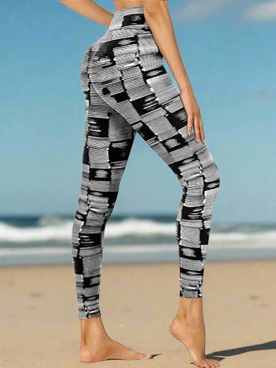 Cropped High-Waisted Leggings – Black & White Barcode Print