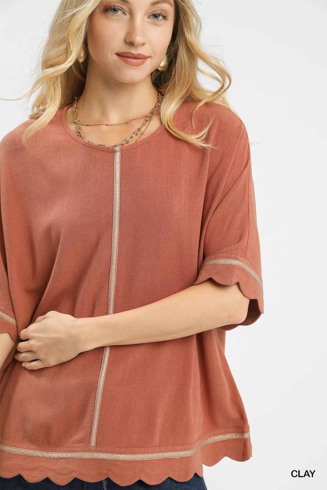 Umgee Linen Blend Scallop Trim Top in clay color with scalloped edges and round neckline.