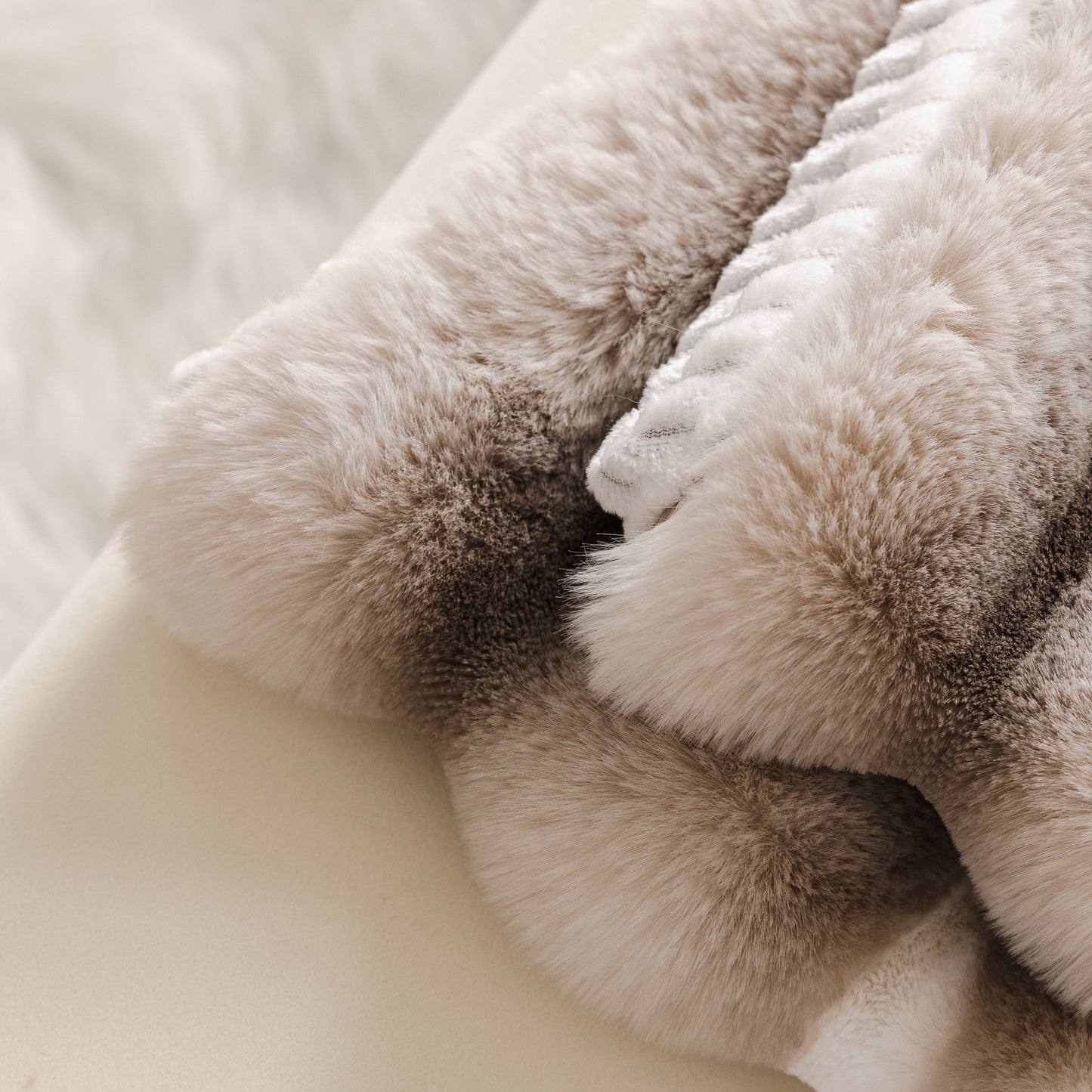 Ultra Soft Faux Fur Couch Cover – Large, Fluffy, and Elegant Sofa Throw Blanket in luxurious plush texture on a sofa.