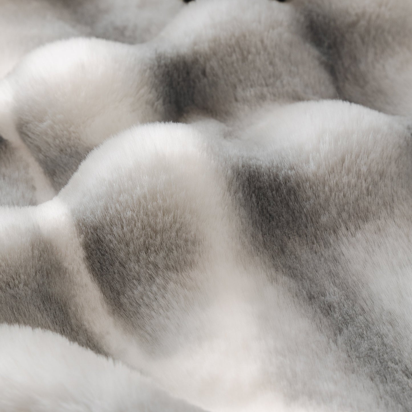 Ultra Soft Faux Fur Couch Cover – Large, Fluffy, and Elegant Sofa Throw Blanket with plush gradient texture.