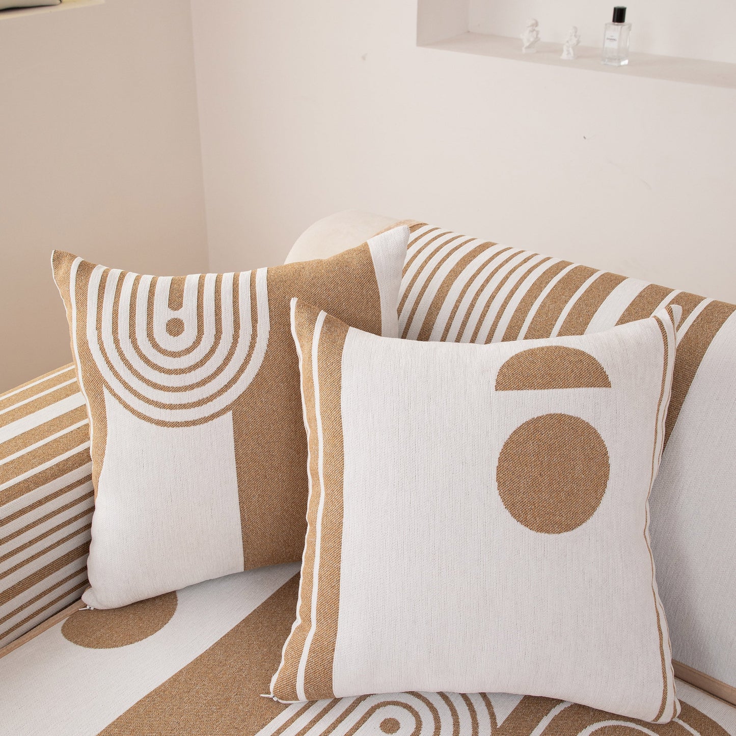 Modern Geometric Sofa Cover - Thick Woven, Pet Friendly, Stylish Couch Protector with bold patterns and anti-slip design.