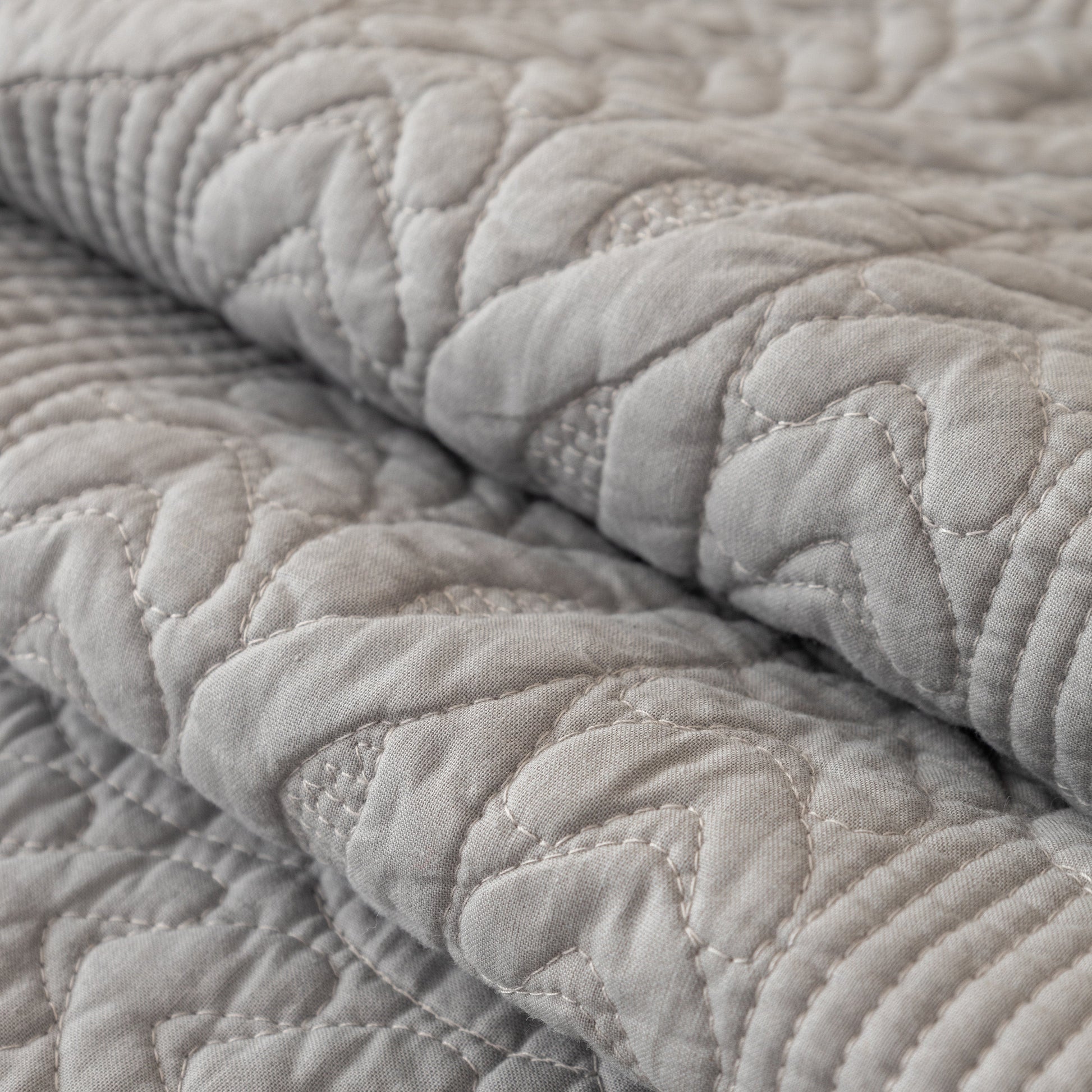 Geometric Textured Cotton Quilted Sofa Cover, Non-Slip Washable Couch Protector details showing intricate stitching and texture.