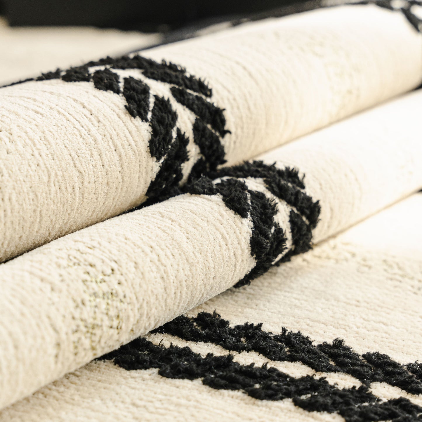 Non-Slip Sofa Cover with Thick Chenille Texture Woven Stripe Couch Protector Throw showing textured detail and black woven trim.