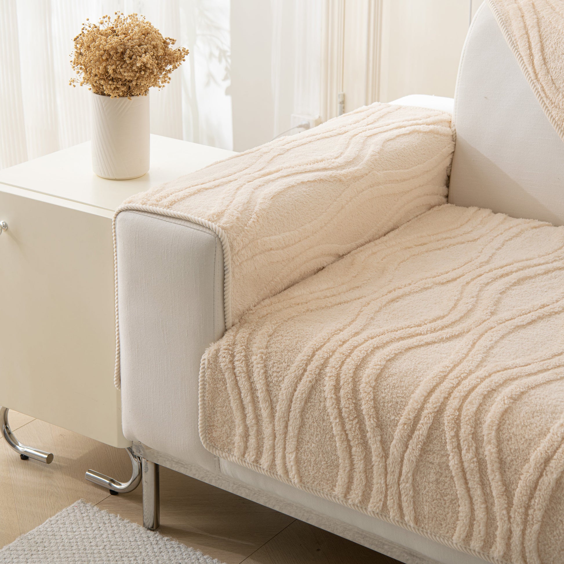 Winter Thickened Non-slip Blanket, Three-Dimensional Embossed Cotton Velvet Sofa Cover on modern sofa