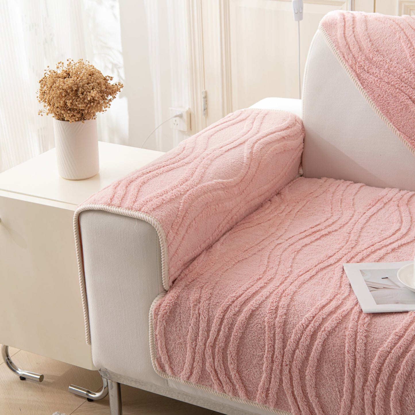 Winter Thickened Non-slip Blanket, Three-Dimensional Embossed Cotton Velvet Sofa Cover on a white sofa.