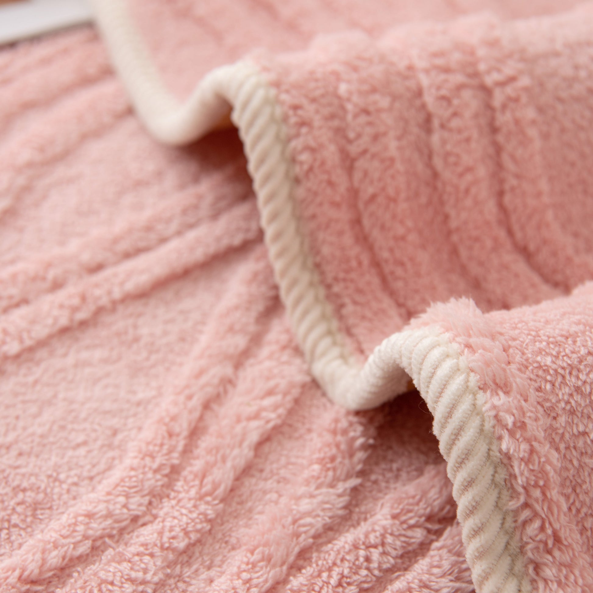 Winter Thickened Non-slip Blanket, Three-Dimensional Embossed Cotton Velvet Sofa Cover in pink, detailed view