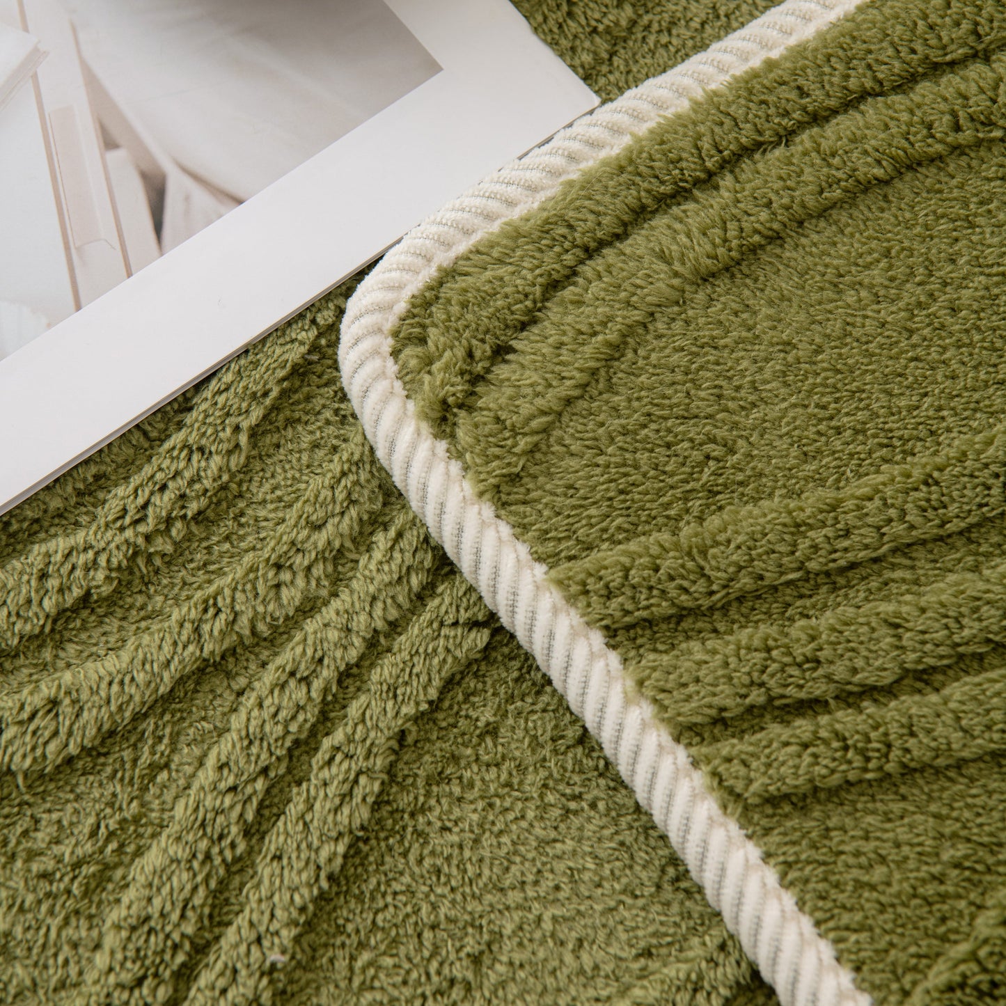 Winter Thickened Non-slip Blanket, Three-Dimensional Embossed Cotton Velvet Sofa Cover in green color for cozy home decor.