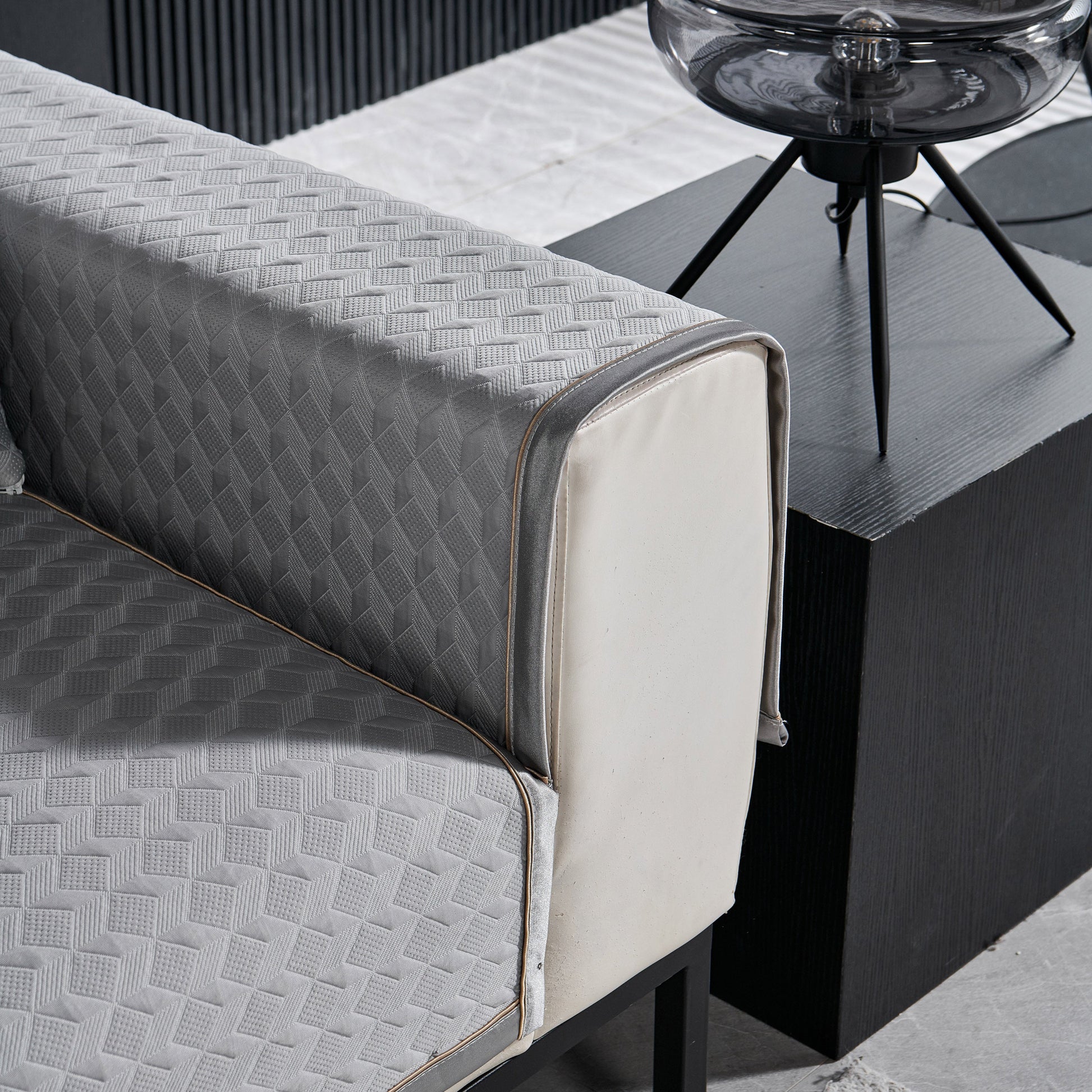 Geometric 3D Sofa Cover, Non-Slip Couch Protector for Seat, Backrest & Armrest in gray diamond pattern.