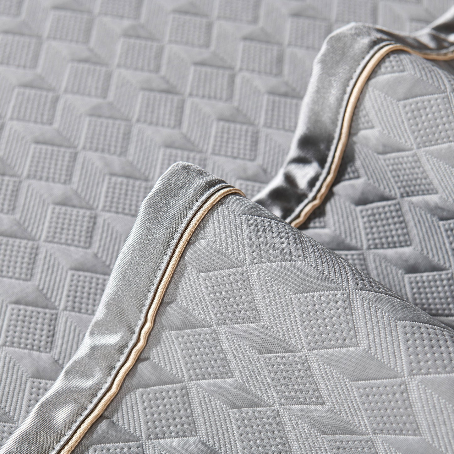 Geometric 3D Sofa Cover, Non-Slip Couch Protector for Seat, Backrest & Armrest with diamond quilted pattern in grey.