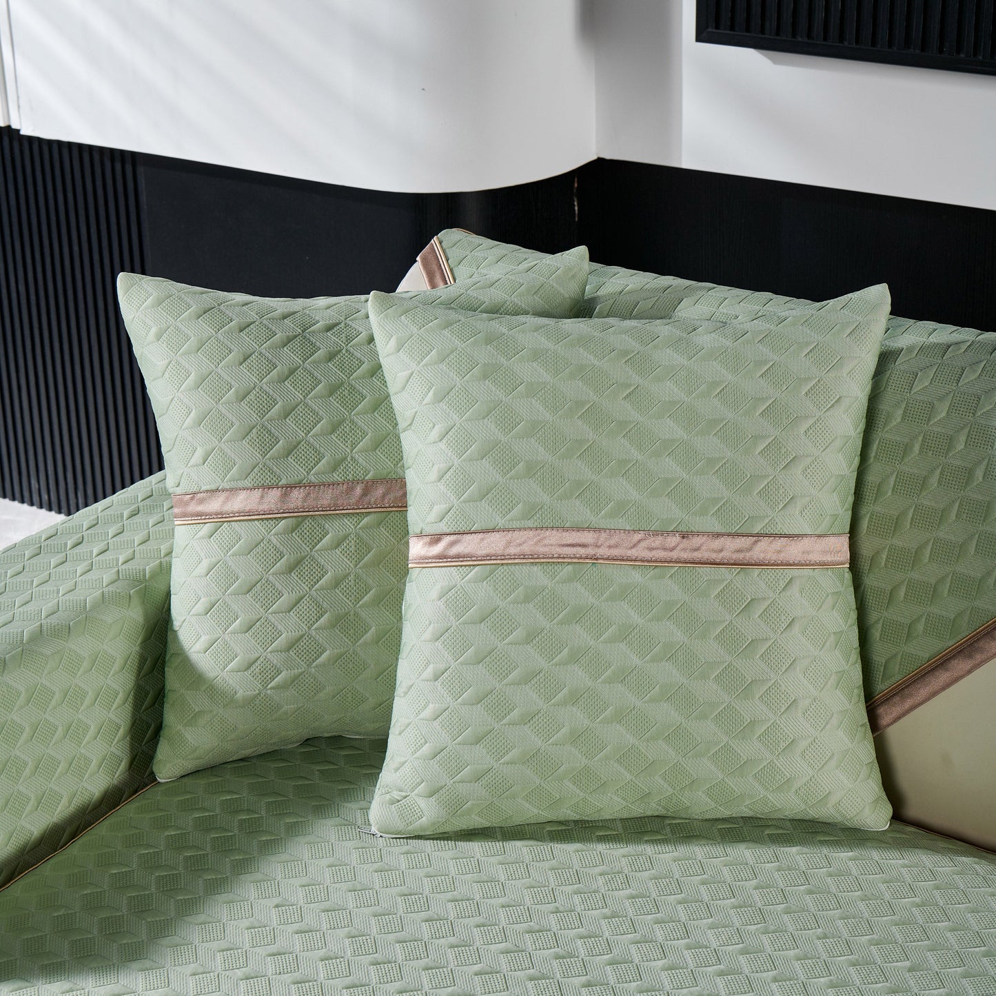 Geometric 3D Sofa Cover, Non-Slip Couch Protector with diamond quilt pattern and luxury pillows for seat, backrest & armrest.