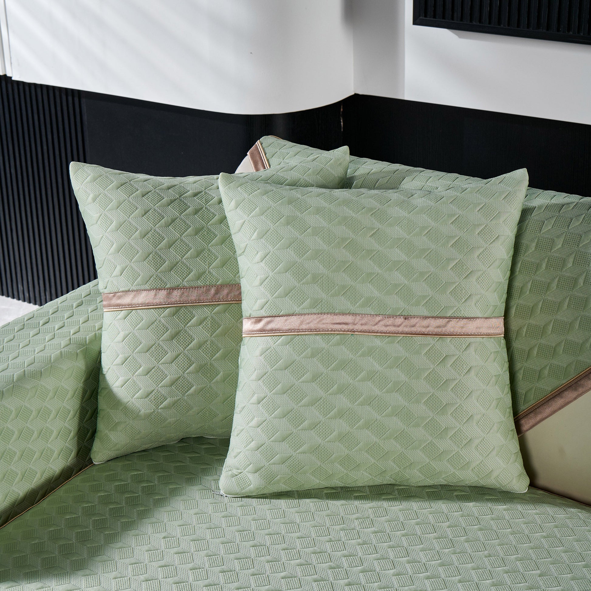 Geometric 3D Sofa Cover, Non-Slip Couch Protector with diamond quilt pattern and luxury pillows for seat, backrest & armrest.