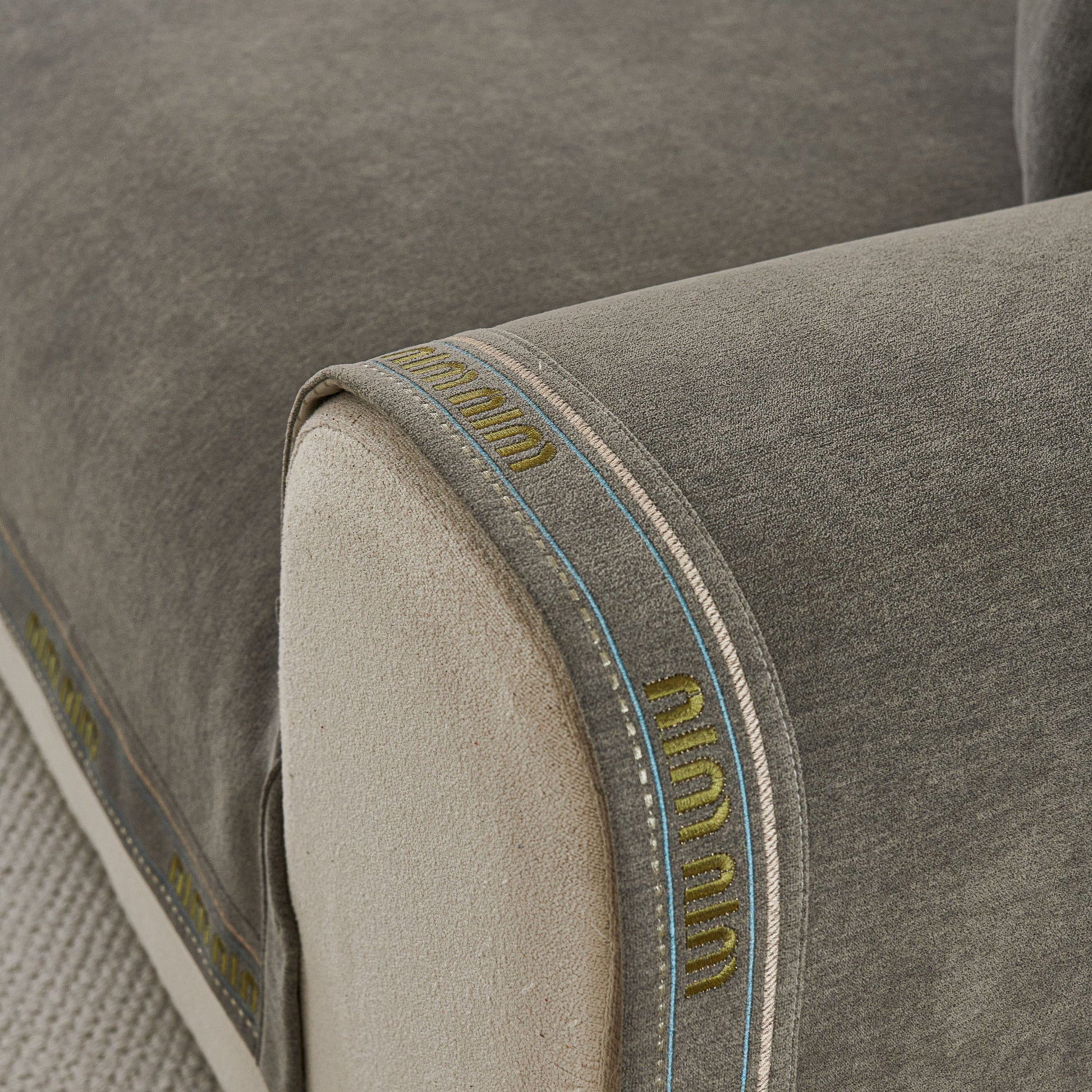 Chenille Sofa Cover Pet Mat, Non-Slip Couch Protector for Sectional & L-Shaped Sofas in soft neutral tones with textured design