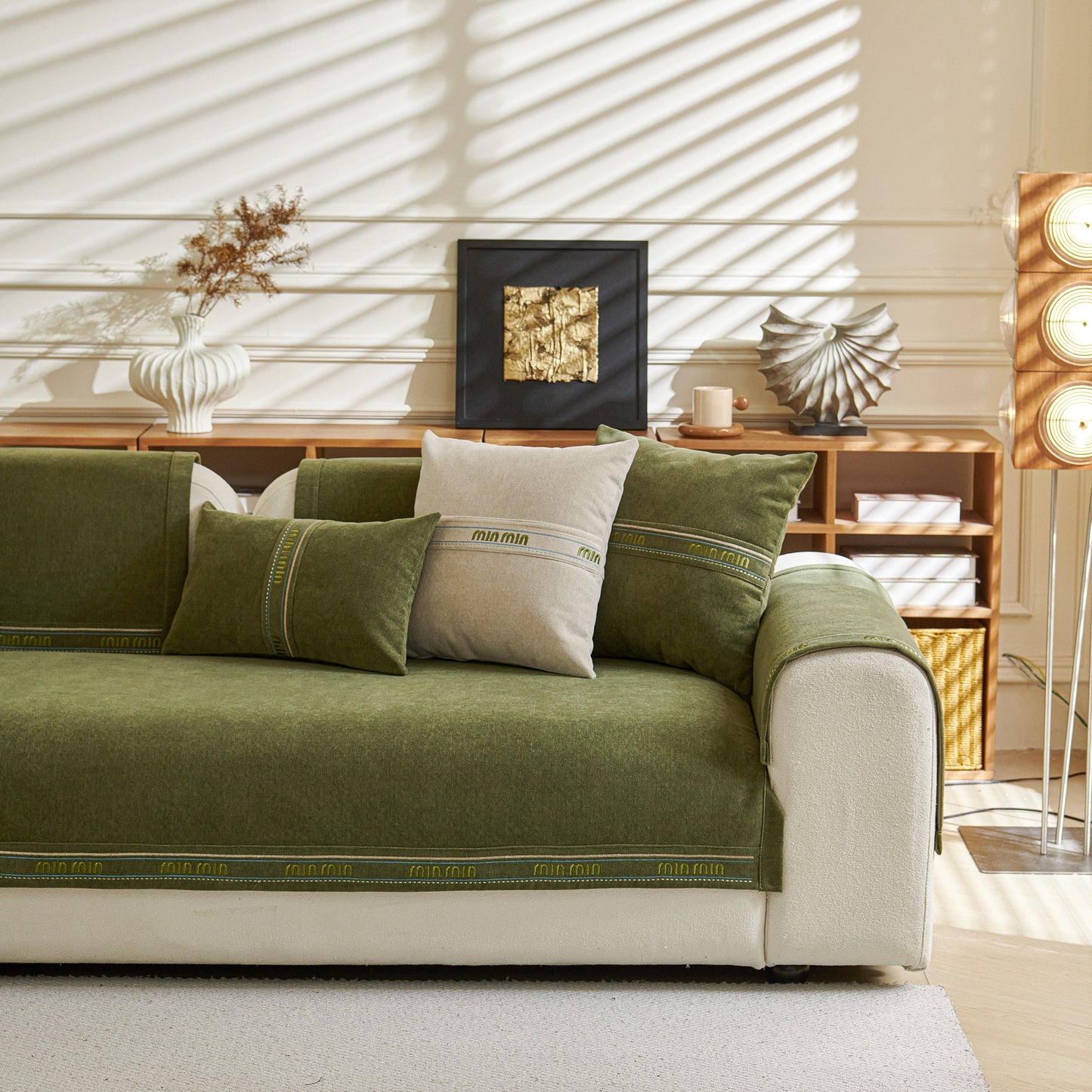 Chenille Sofa Cover Pet Mat, Non-Slip Couch Protector for Sectional & L-Shaped Sofas in a modern living room setting.
