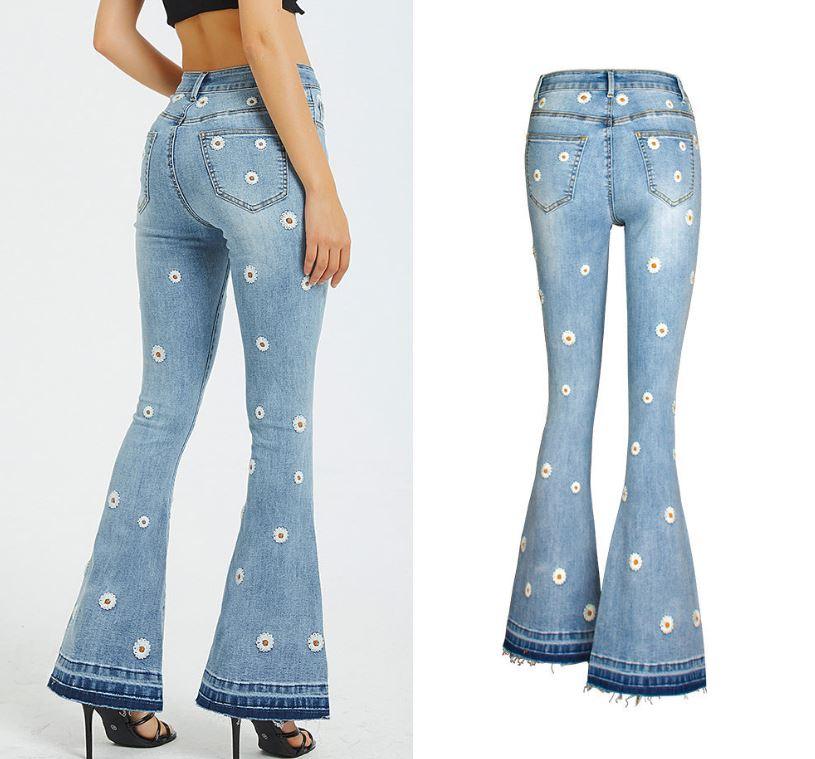 Daisy Bloom Wide Leg Jeans with retro wide-leg design and 3D daisy embellishments for a stylish look.