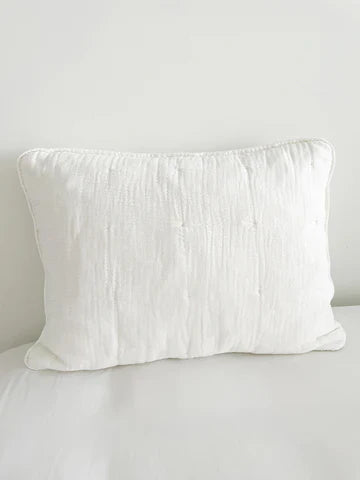 Easy Cotton Gauze Quilt & Pillow Set in white color on display, showcasing lightweight and breathable 100% cotton fabric ideal for summer.