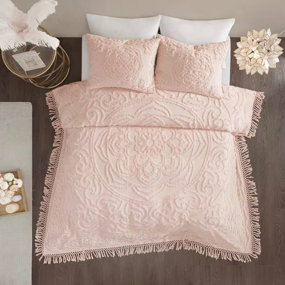 Full/Queen 100-Percent Cotton Chenille Bedspread with Fringe Hem in Pink Blush on styled bed