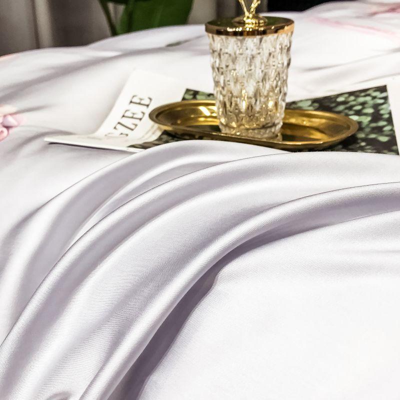 Elegant Pink Rose Duvet Cover Set (Egyptian Cotton) with silk-like sheen showcasing luxurious bedroom decor.