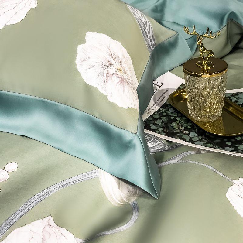 Luxurious Green Nature Duvet Cover Set made from Eucalyptus Lyocell offering a sophisticated and elegant bedroom aesthetic.