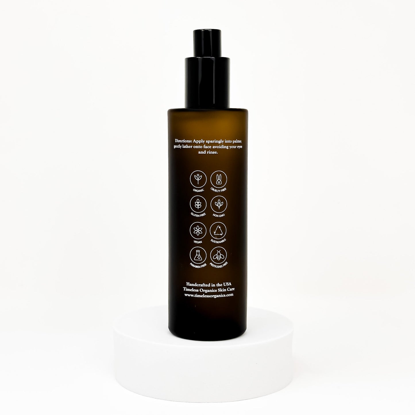Timeless Toner for Troubled Skin 100mL bottle combats acne and refreshes using natural ingredients. Enhances clear, radiant complexion.