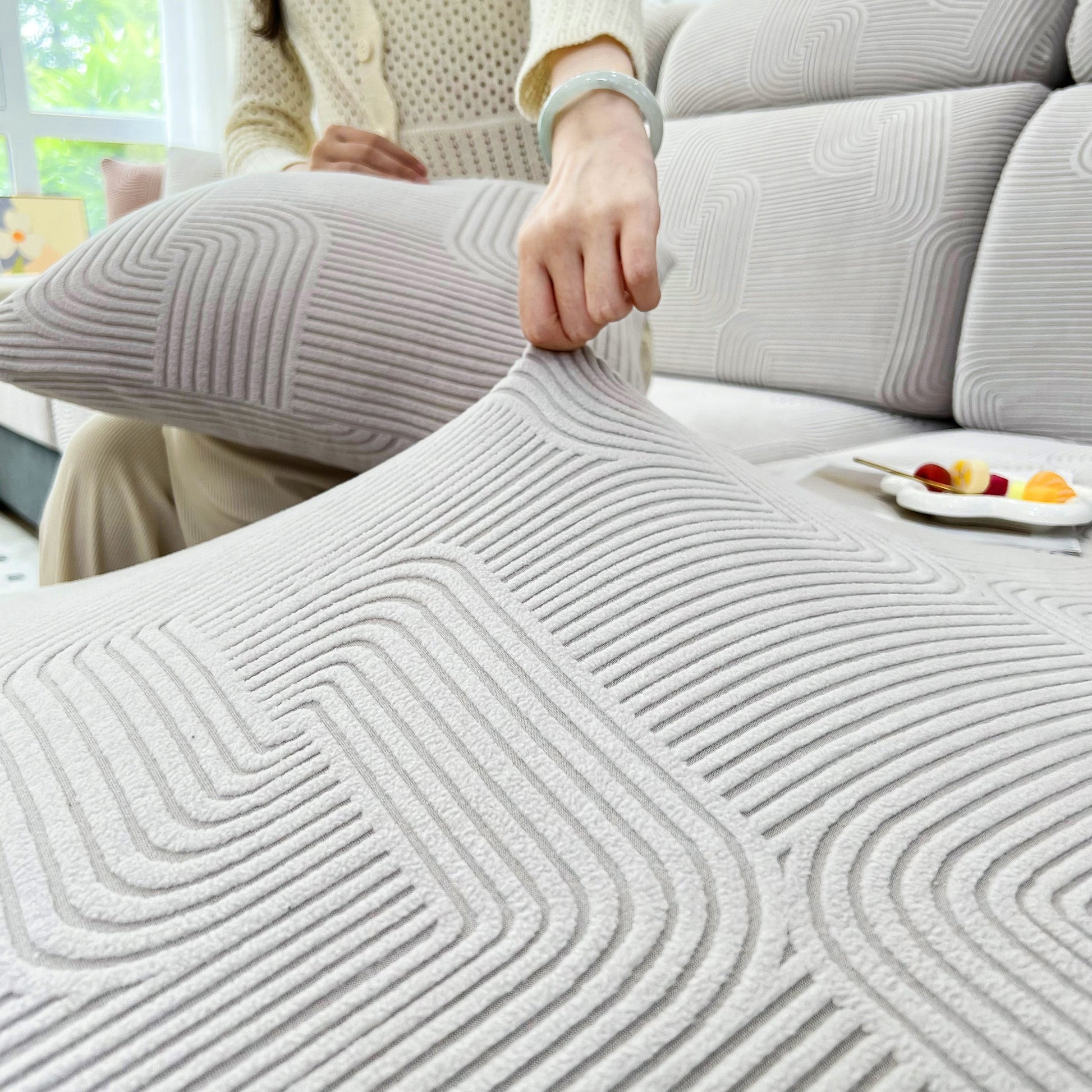 Stretch Couch Cushion Covers, Washable Chaise Lounge Sofa Slipcover, Elastic Furniture Protector for Pets, Kid in use