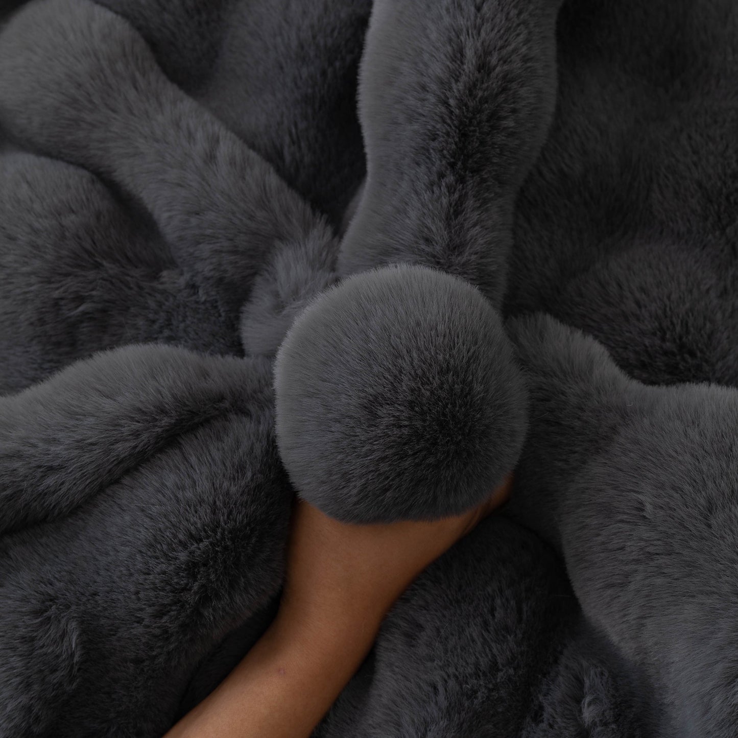 Thick Sofa Cushion Solid Color Faux Fur Fluffy Sofa Cushion Non-Slip Couch Covers, plush grey faux fur texture with hand.