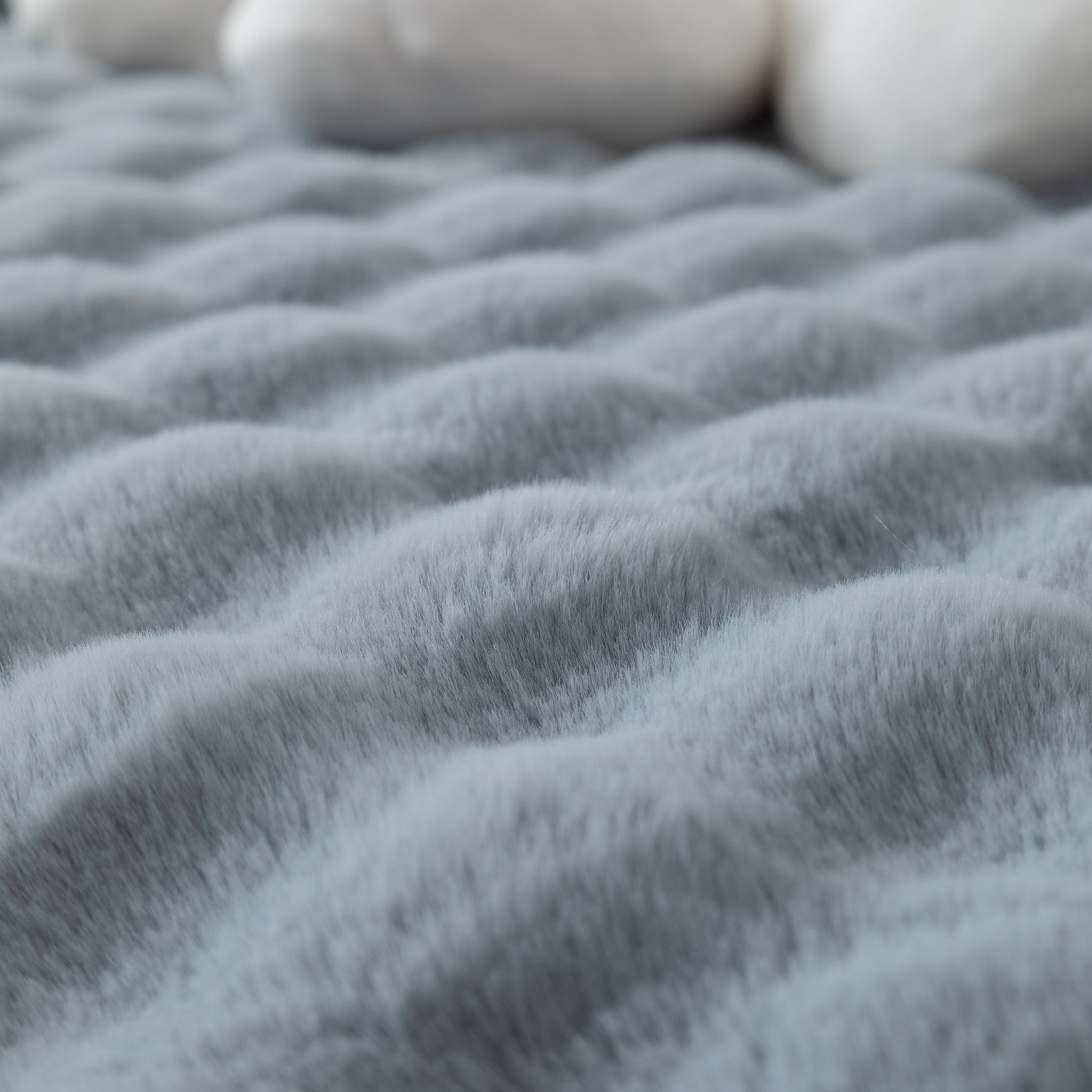 Thick Sofa Cushion Solid Color Faux Fur Fluffy Sofa Cushion Non-Slip Couch Covers in soft plush fabric with textured surface detail