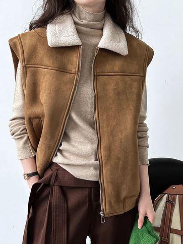 Desert Breeze Sleeveless Lambs Wool Vest for Cowgirl Style - Warm & Stylish featuring suede velvet and lamb's wool lining.