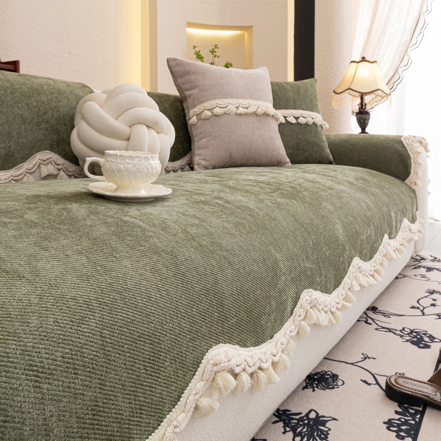 Chenille Sofa Cover Towel – Non-Slip, Washable Pets Couch Protector with Tassels, featuring elegant braided trim and cozy chenille fabric.