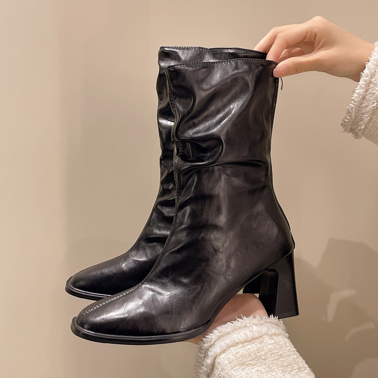 Large Size Women’s High Heel Plus-Width Ankle Boots – Autumn/Winter in black leather