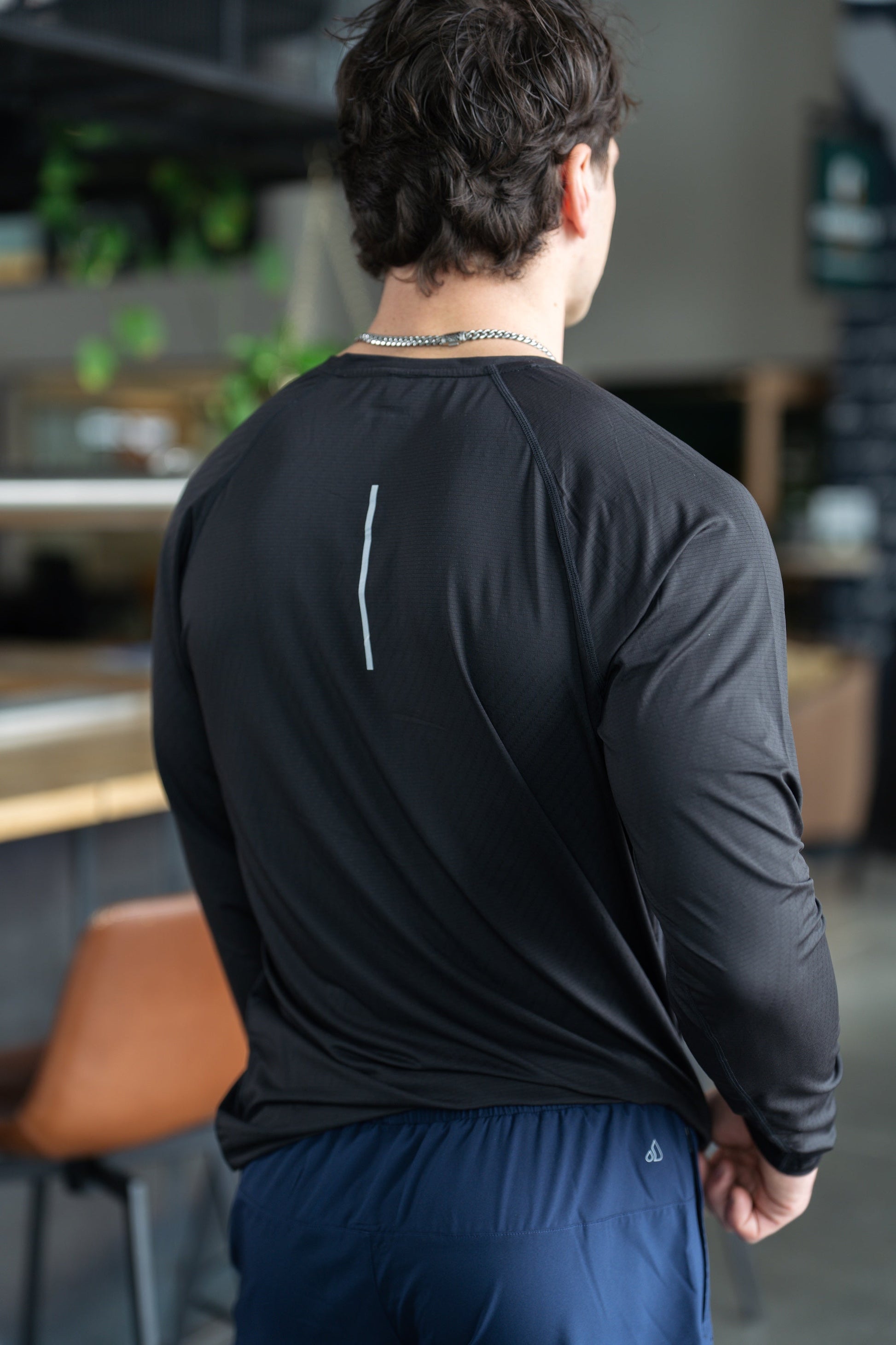 ALIVE Unleashed Long Sleeve – Athletic Performance Top