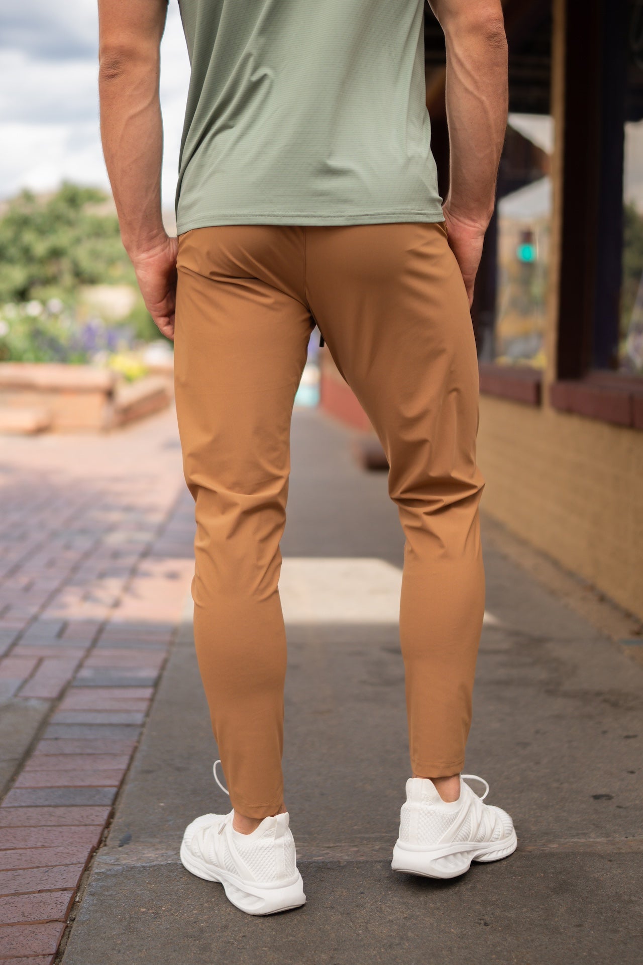 Grit V2 Pant – Lightweight Athletic Running Pants for Men